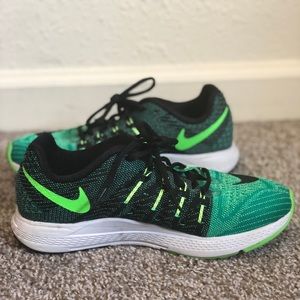 Nike zoom elite running shoes